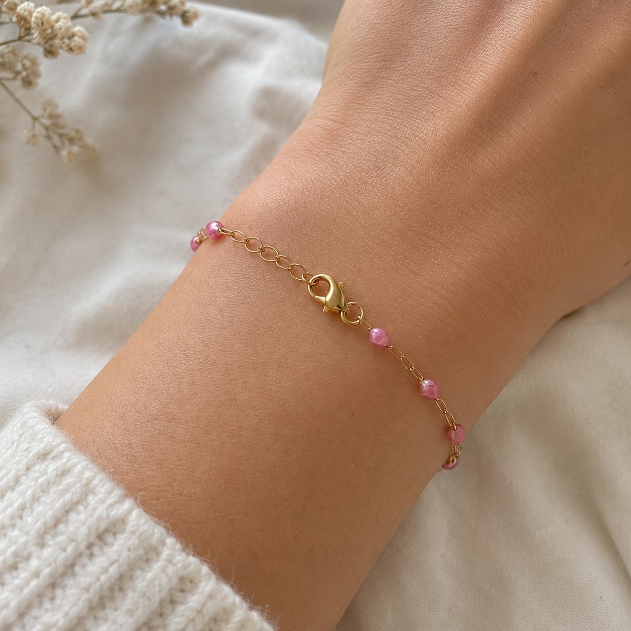 Guest jewelry moment